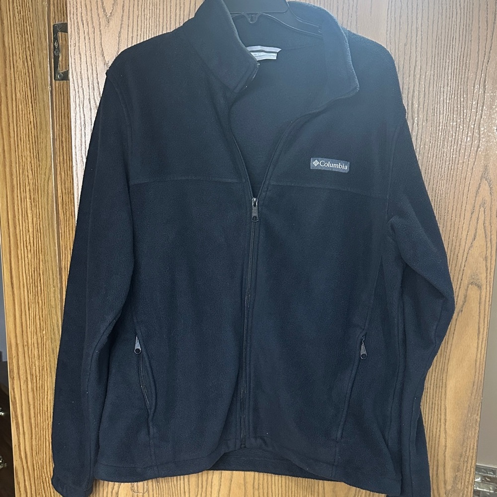 Women’s Columbia Black Fleece Jacket